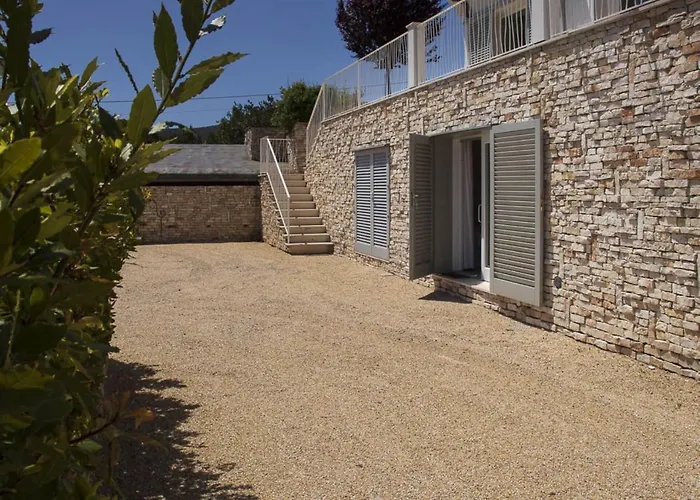 Astrid ゲストハウス 3*